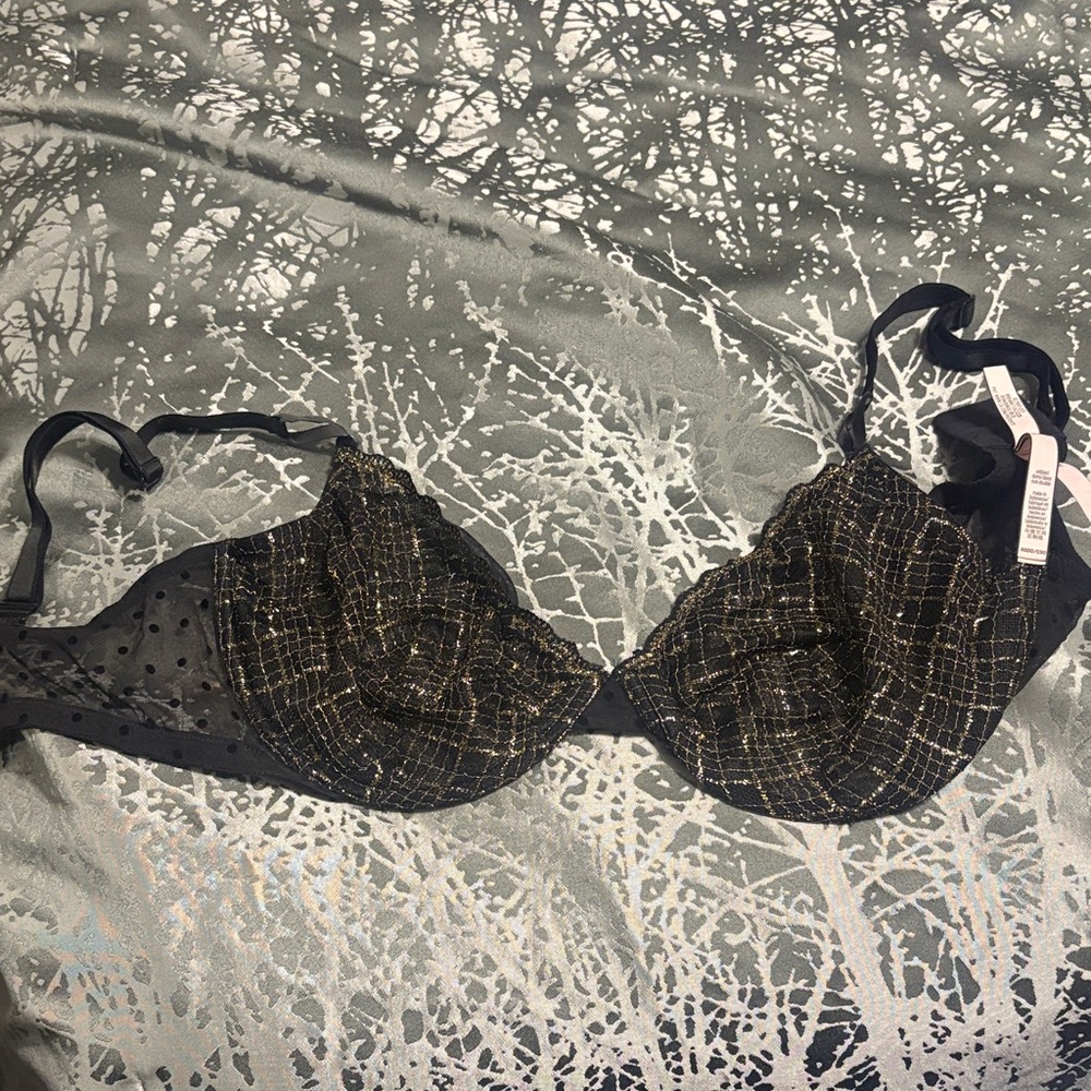 Victoria's Secret Black and Gold Lace Bra